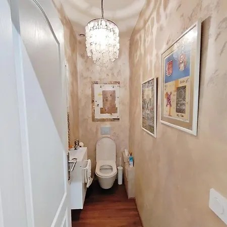 Magnifique Sur Les Collines De Nice, 6 Pieces, Clim, Barbecue, Sauna Et Hammam Nice